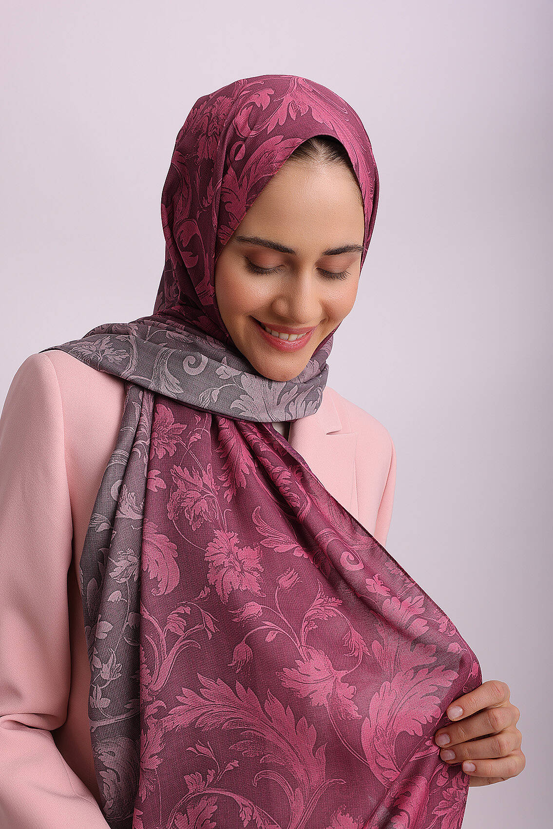 Koyu Pembe
