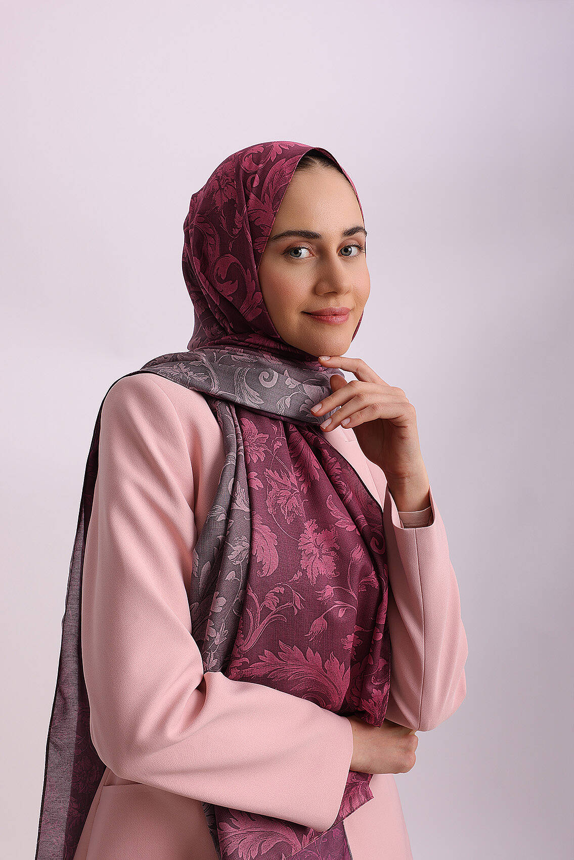 Koyu Pembe