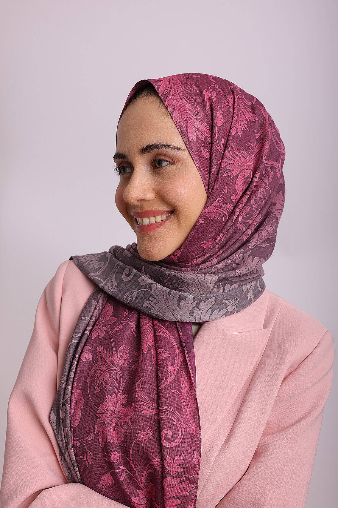 Koyu Pembe