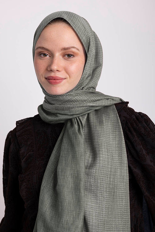 Haki Yeşil