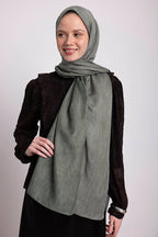 Haki Yeşil
