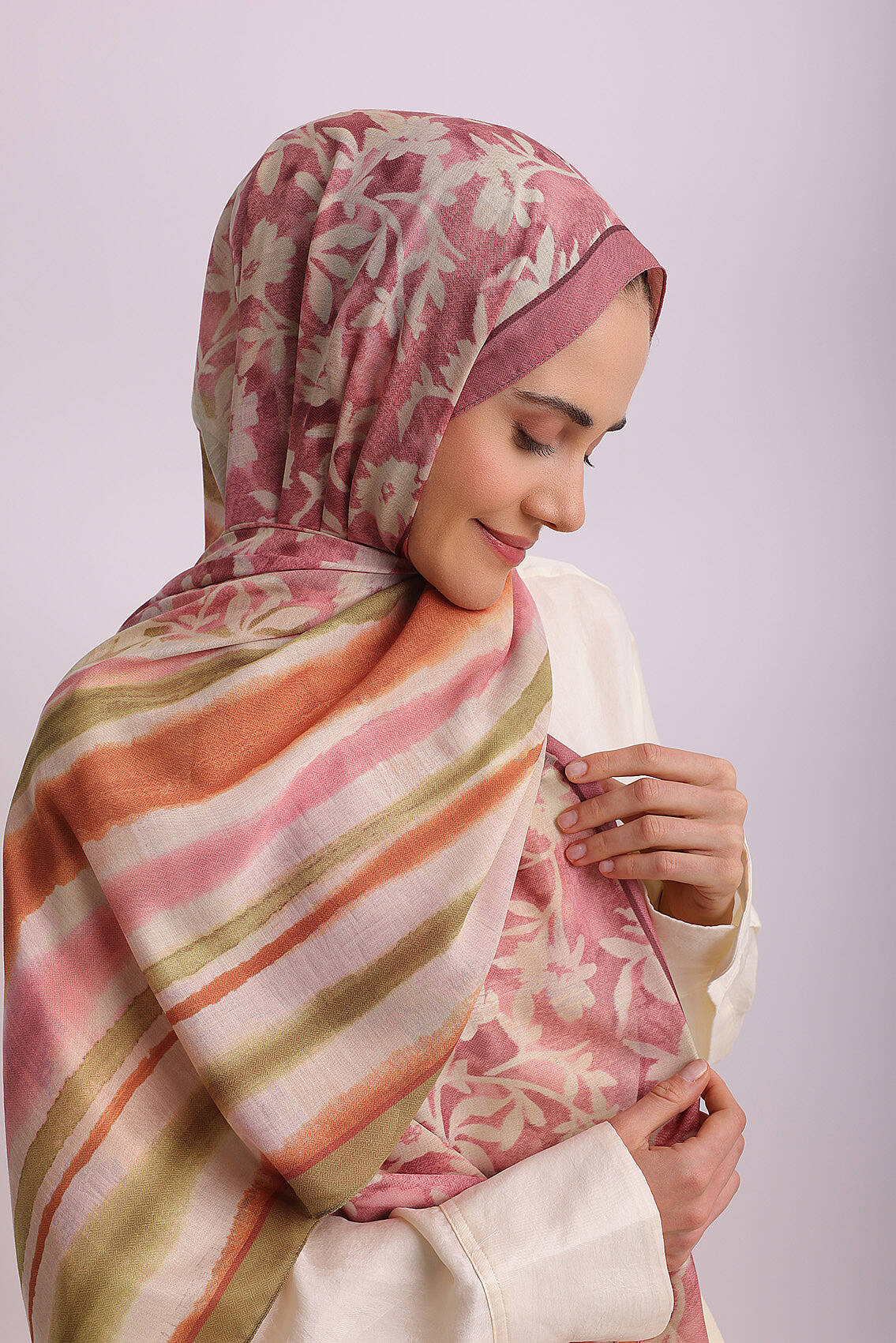 Pembe Oranj Yeşil