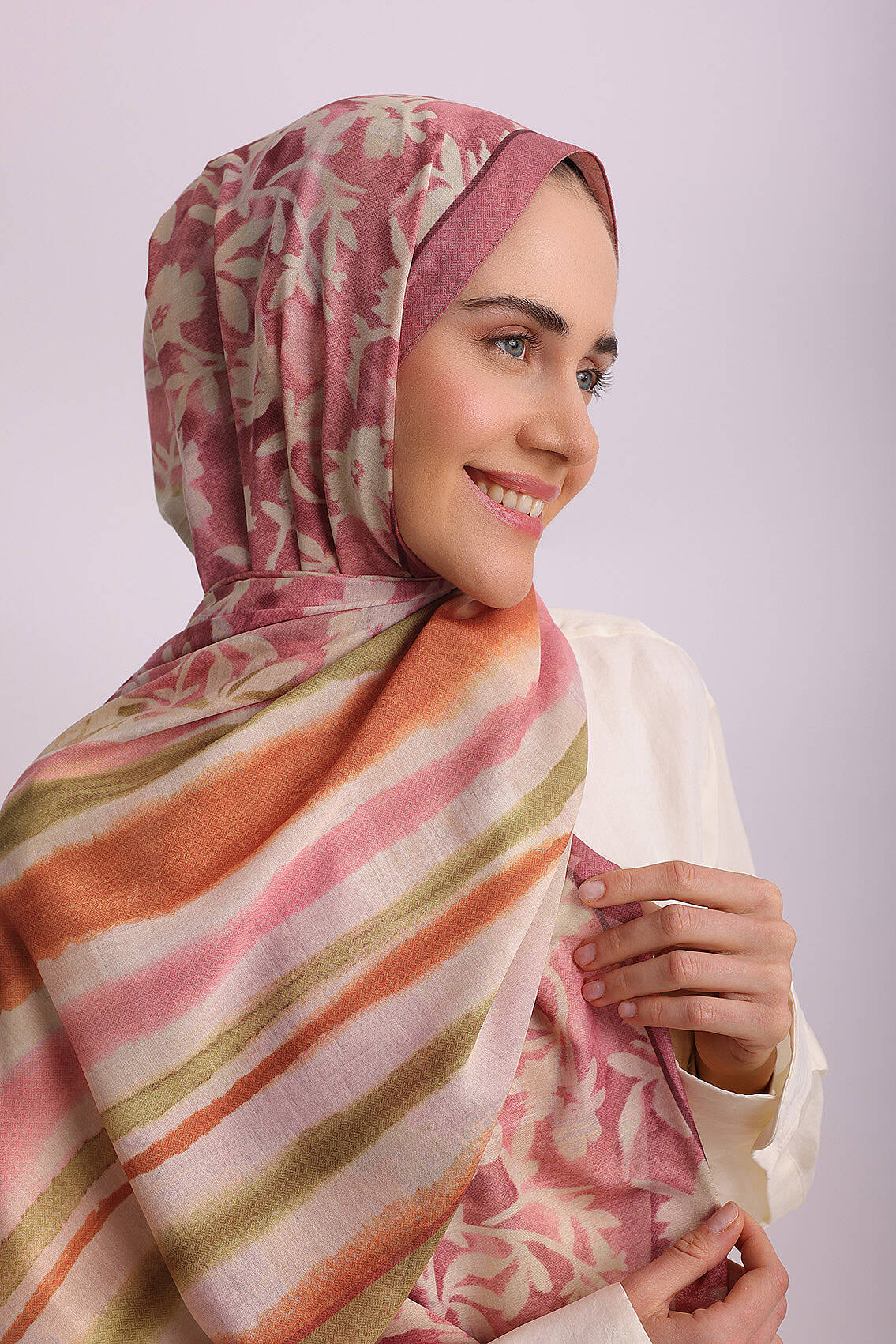 Pembe Oranj Yeşil
