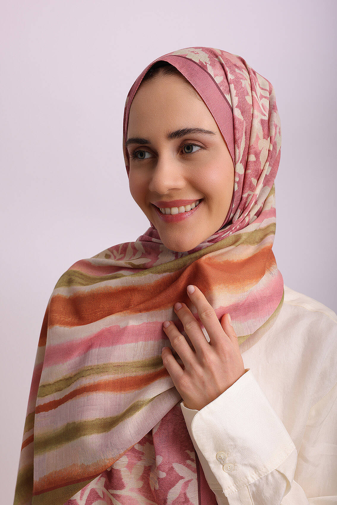 Pembe Oranj Yeşil