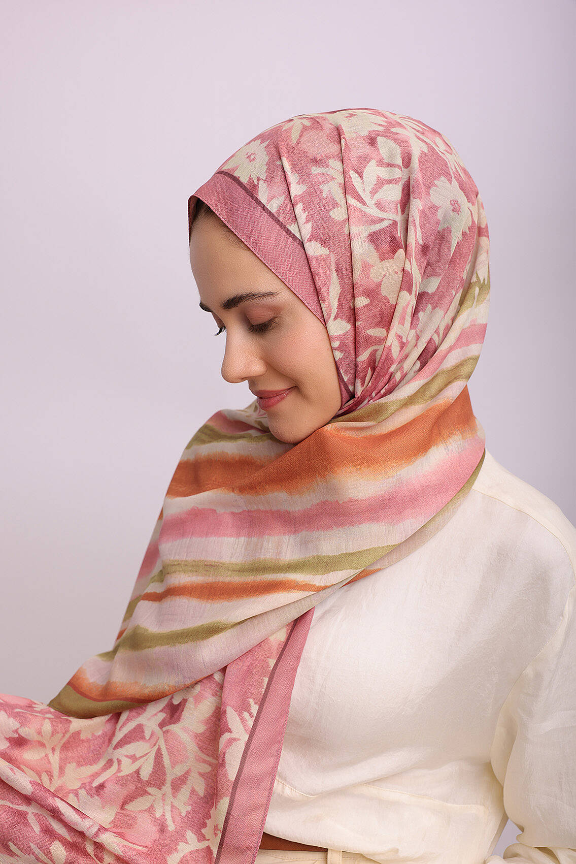 Pembe Oranj Yeşil