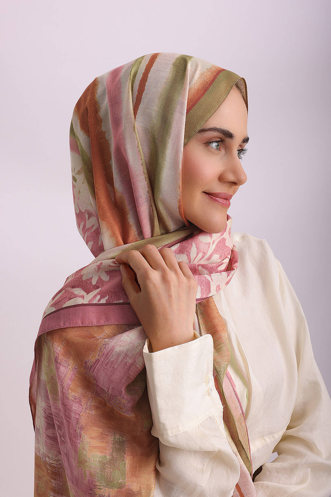 Pembe Oranj Yeşil