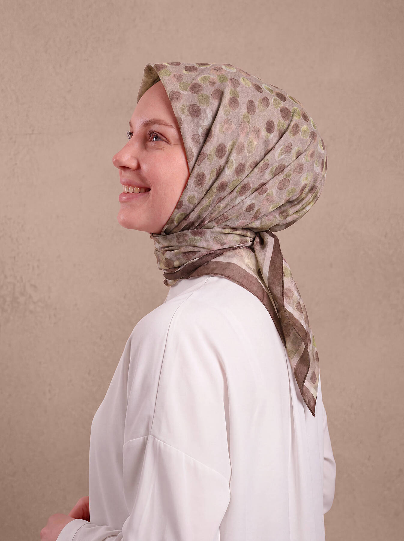 Fırça Hâlesi Puanlı Soyut Desenli Çift Taraflı Eşarp - Kahve Çikolata