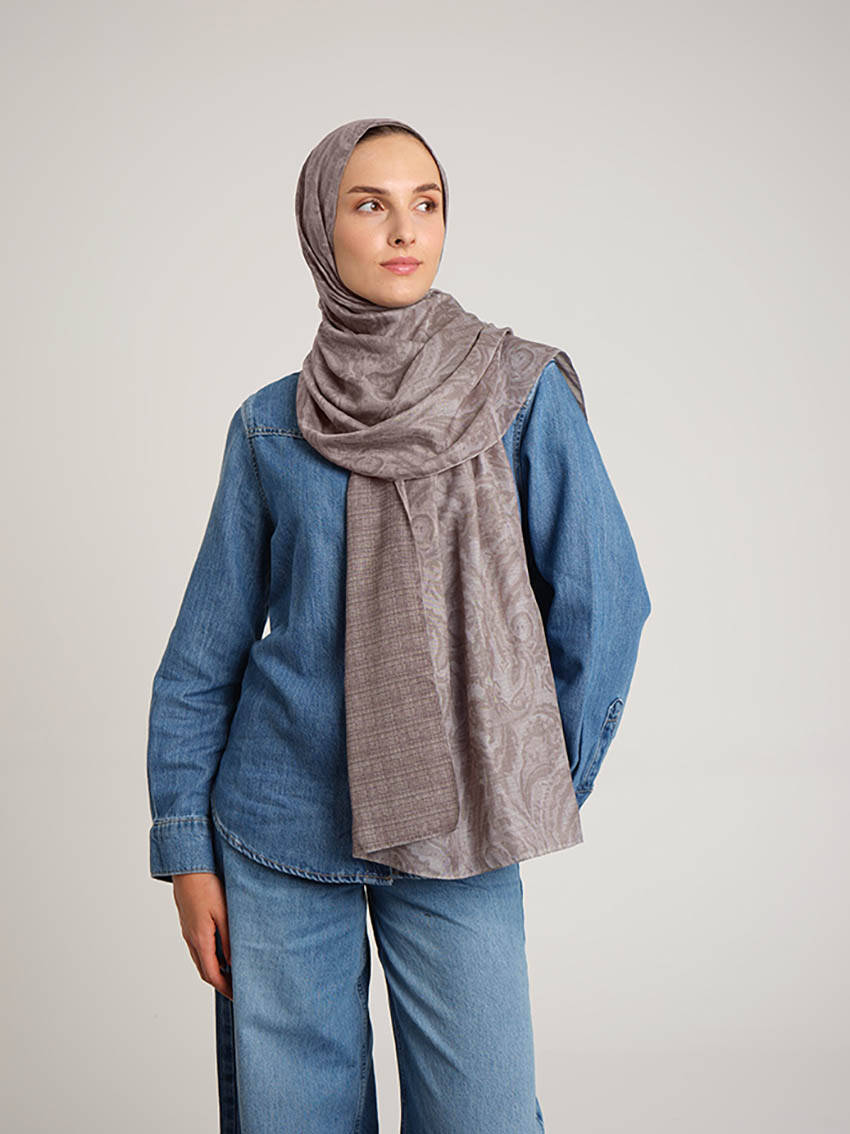 Nakkaşhâne Monogram Desenli Çift Taraflı Şal - Vizon