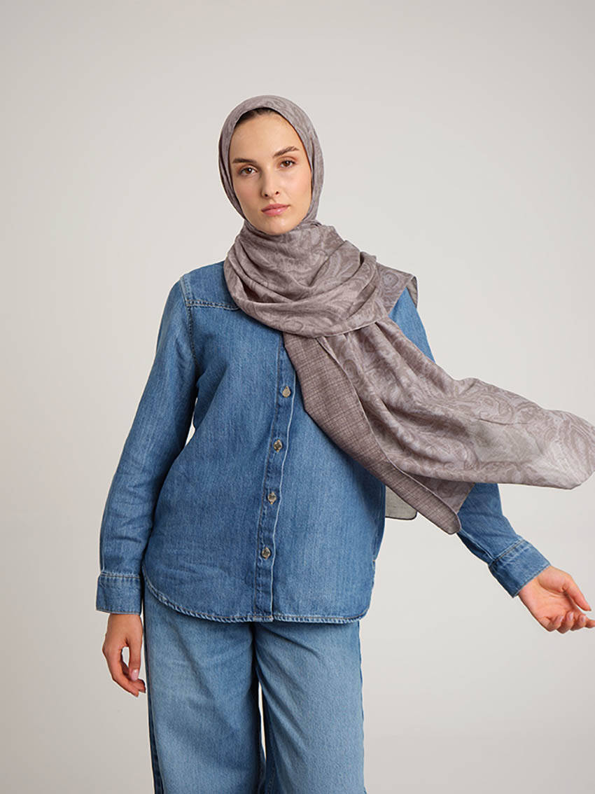 Nakkaşhâne Monogram Desenli Çift Taraflı Şal - Vizon