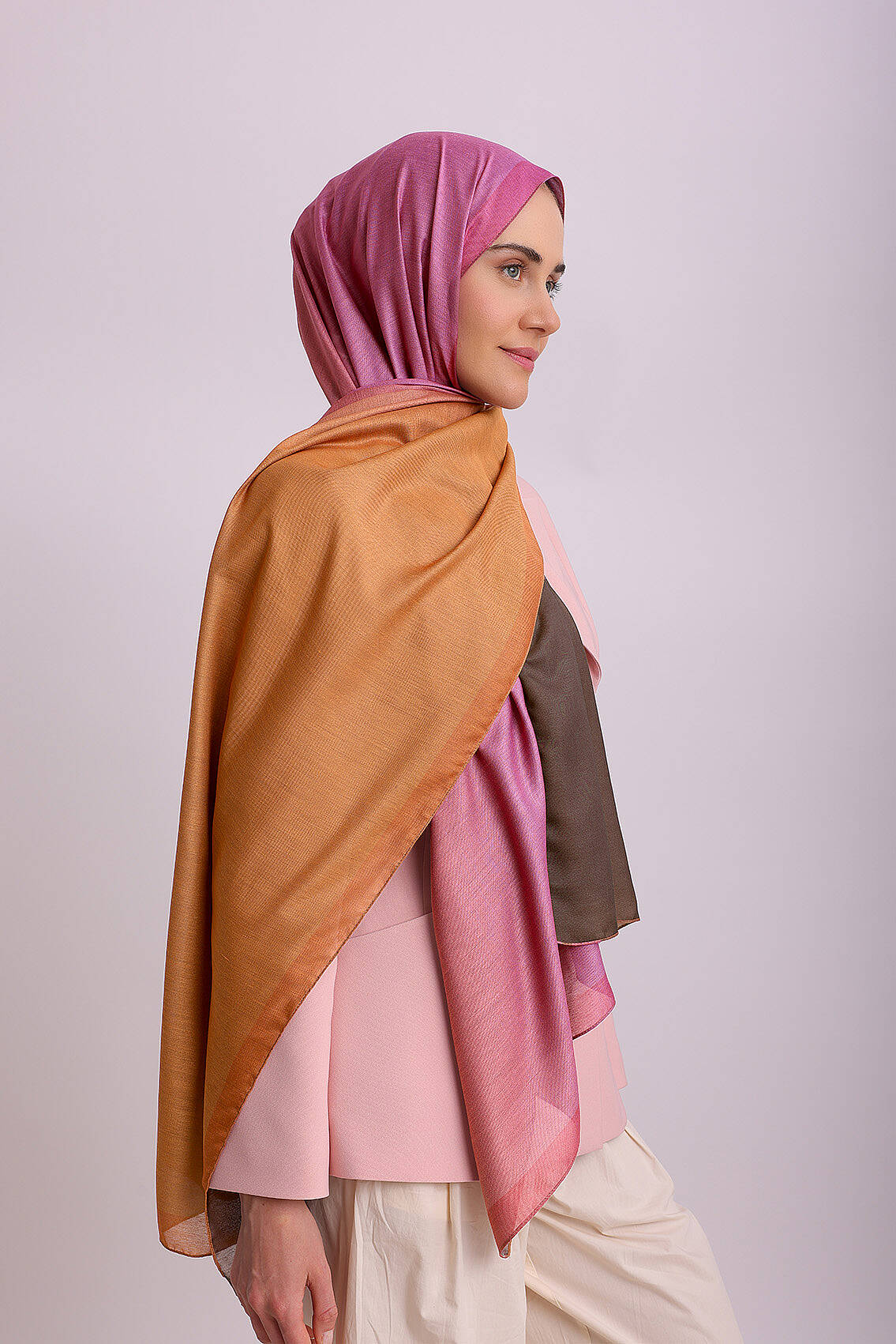 Pembe Turuncu Kahve