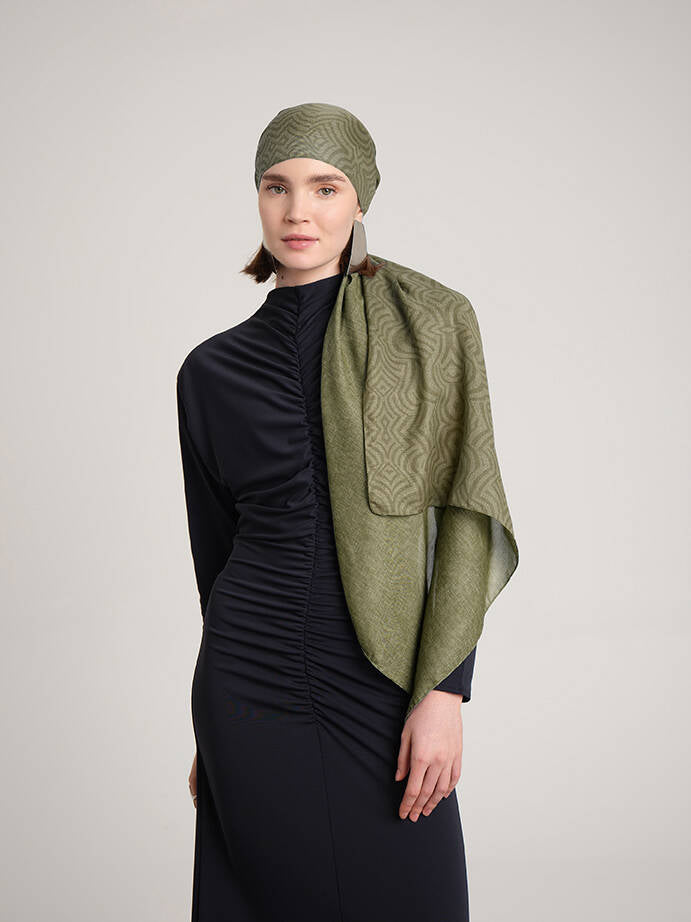 Şiraze Monogram Düz Desenli Çift Taraflı Şal - Yeşil