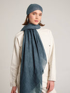 Şiraze Monogram Düz Desenli Çift Taraflı Şal - Turkuaz
